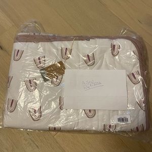 Kyte Sunset Rainbow Toddler Blanket NIB and NWT